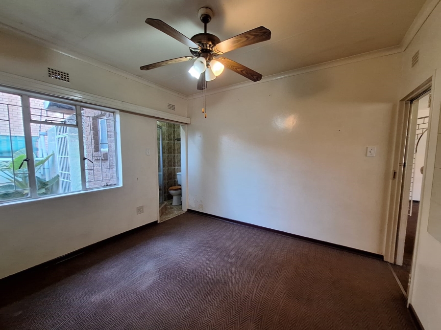 2 Bedroom Property for Sale in Lower Bo-dorp North West